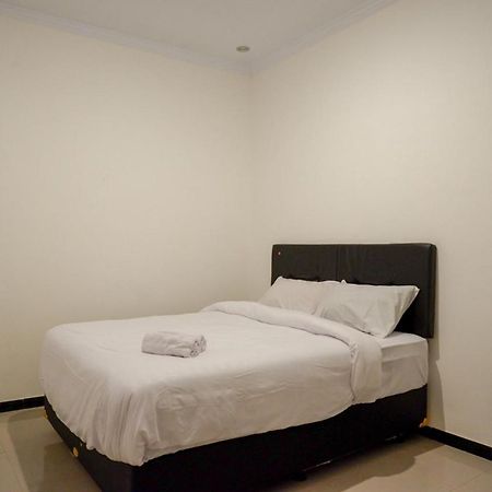 Reddoorz Apartment At Grand Sentraland Karawang Telukjambe Buitenkant foto